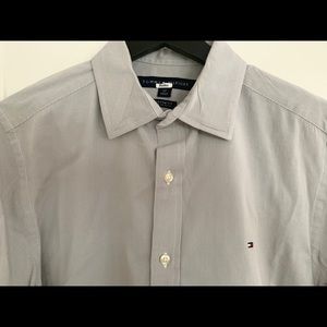 TOMMY HILFIGER PIN STRIPE DRESS SHIRT MEN S SMALL